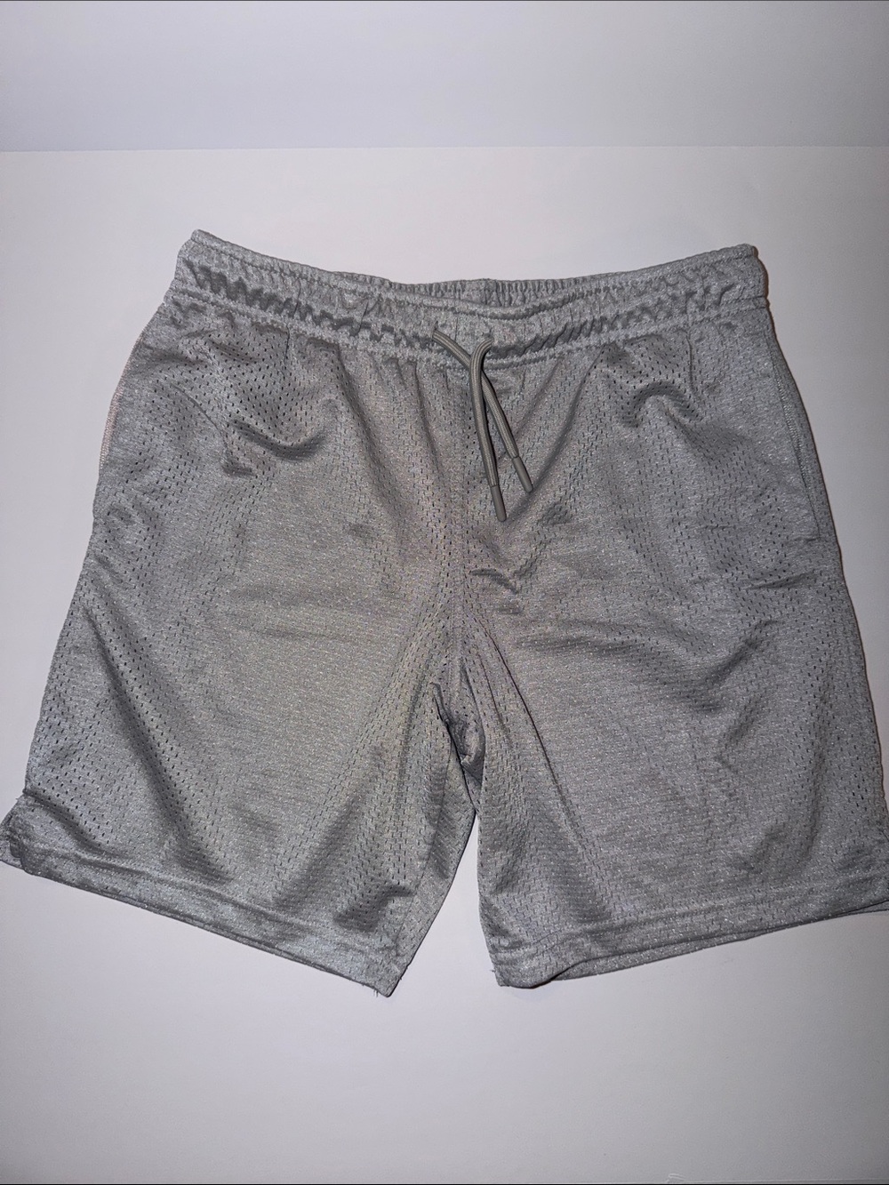 Athletic Works Boys’ Gray Mesh Athletic Shorts - Large Husky